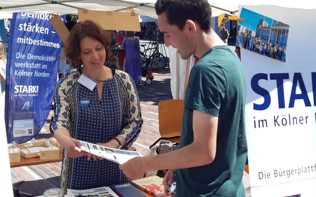 „Ich informiere mich im Internet – wo sonst?!“ – Demokratiewerkstatt präsentiert sich auf dem Fest der Kulturen 